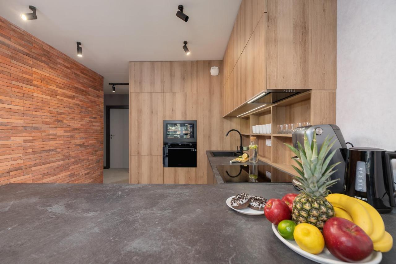 Exquisite Zablocie 19a By Renters Prestige Krakau