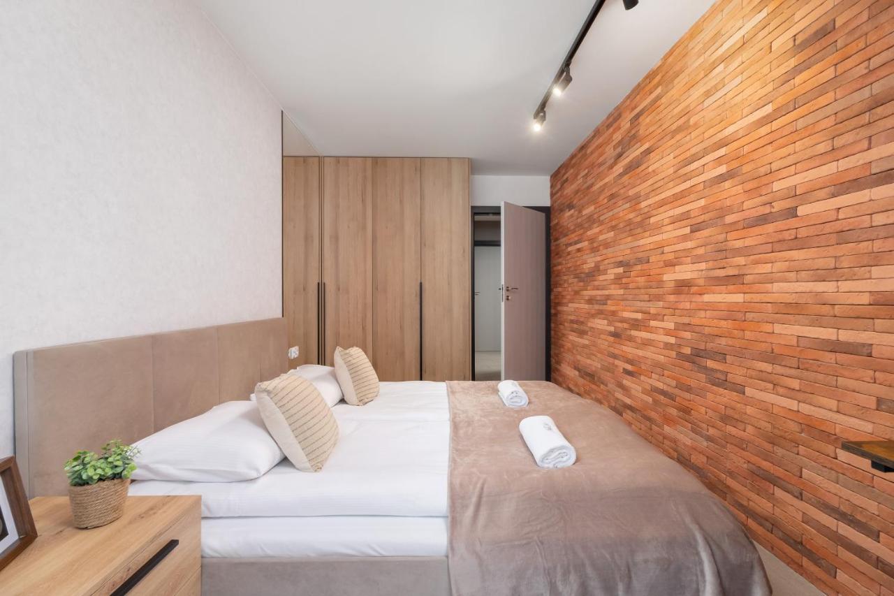 Appartement Exquisite Zablocie 19a By Renters Prestige Krakau